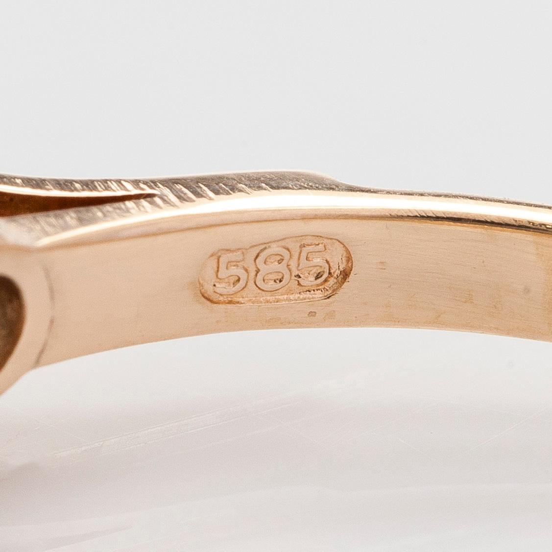 Sormus, 14K kultaa, vanhahiottu sekä briljanttihiottuja timantteja.