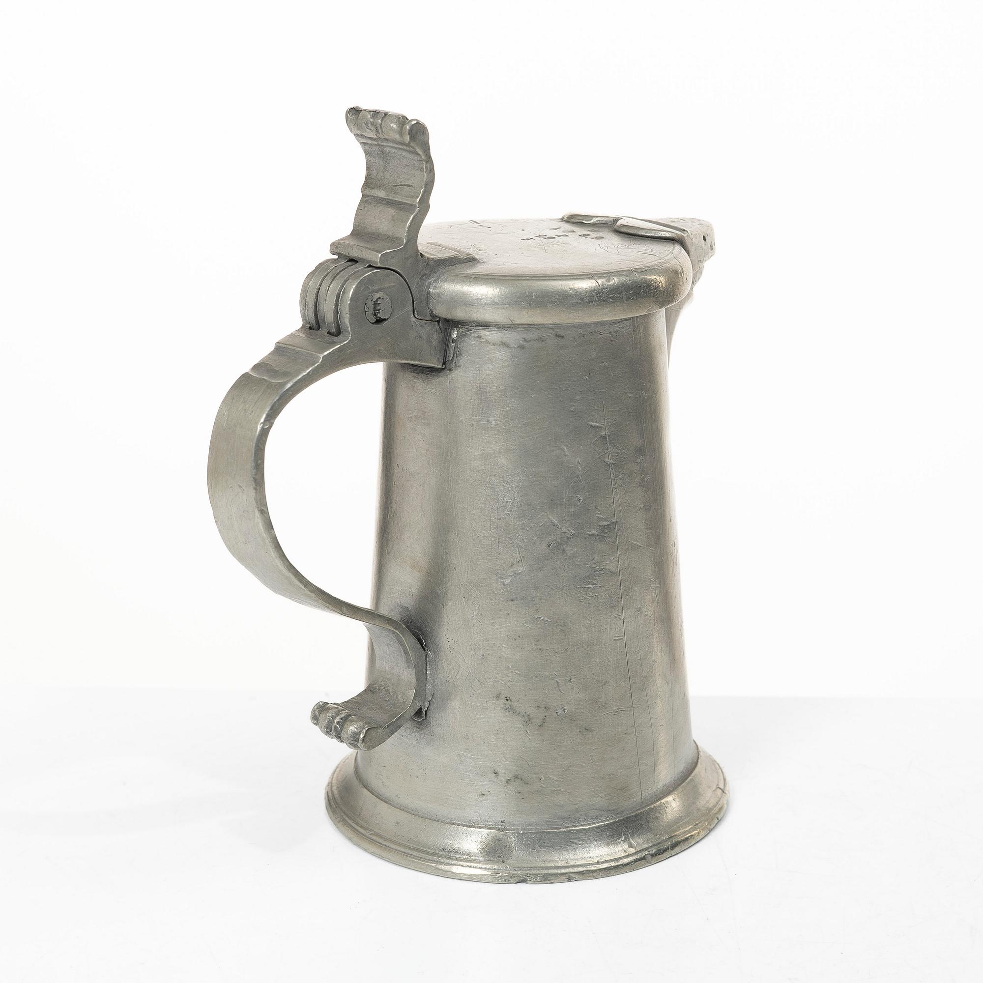 Target vessel, 1 Quarter. Eric Pettersson Krietz, Stockholm 1782. Crowned by Zakarias Plantin.