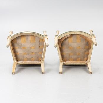 Karmstolar, ett par, directoire, Frankrike, sent 1700-tal.