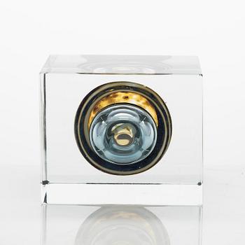 Oiva Toikka, årskub, signerad Oiva Toikka, Nuutajärvi 1982, numrerad 371/2000.