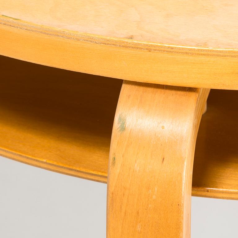 Alvar Aalto, bord, modell A71  för O.Y. Huonekalu- ja Rakennustyötehdas A.B. tidigt 1950-tal.