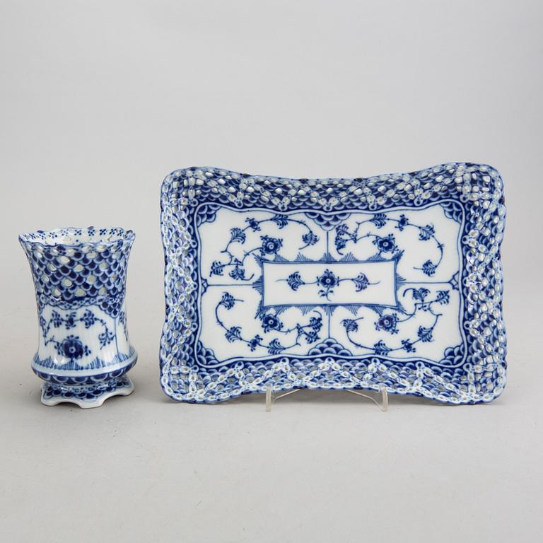 Servis 27 dlr Musselmalet helblonde Royal Copenhagen Danmark porslin 1900-talets andra hälft.