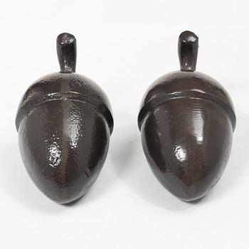 Eva Schildt and Maja Sten, doorstops, a pair, “Ekollon”, Firma Svenskt Tenn.