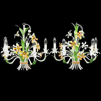 A pair of Italian ceiling lights, second half of the 20th Century.