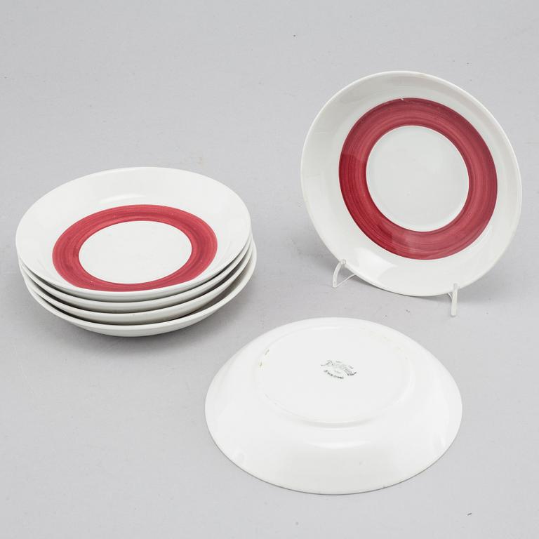 HERTHA BENGTSON, kaffeservis, nio delar, porslin, "Kadett Röd", Rörstrand, formgiven 1954.