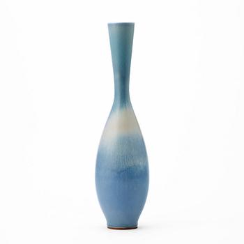 169. Berndt Friberg, a blue glazed stoneware vase, Gustavsberg studio 1962.