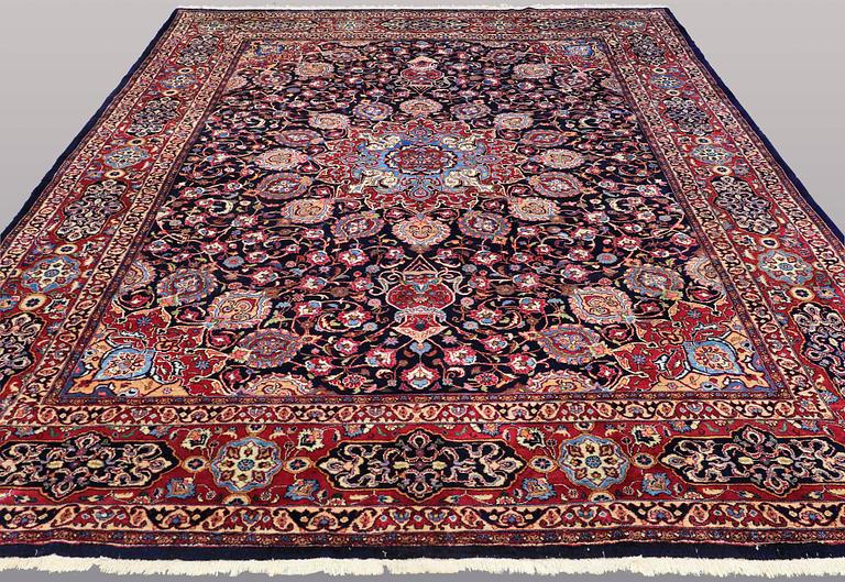MATTA, Mashad, ca 405 x 284 cm.