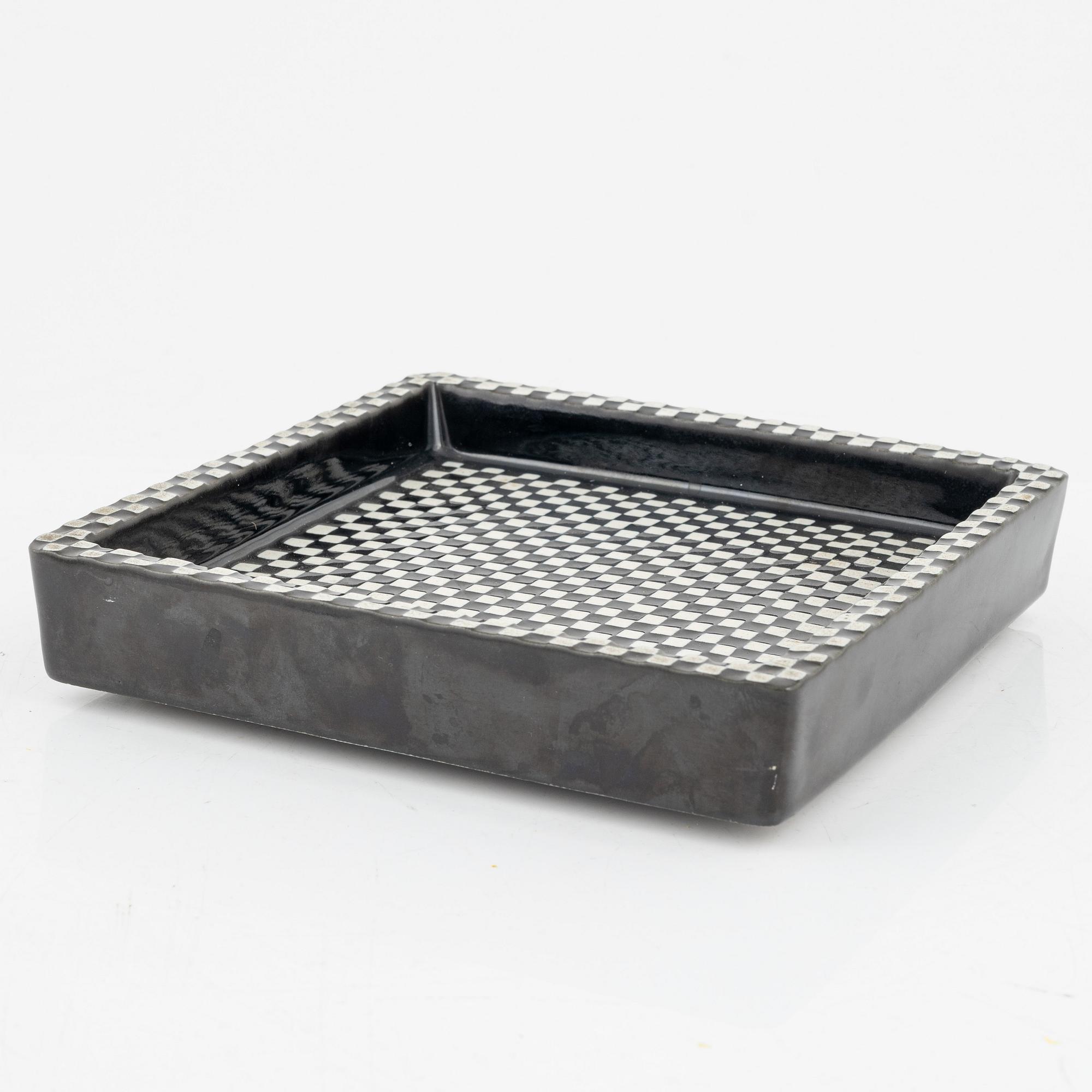 Stig Lindberg, vas och askfat, stengods, "Domino", Gustavsberg.