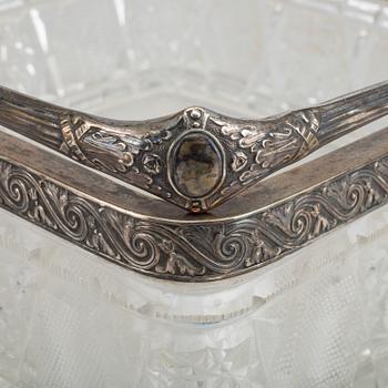 SKÅL, glas och nysilver. 1900-talets första del.