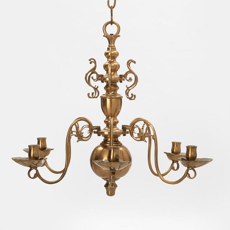 A Baroque style chandelier, 20th Century.