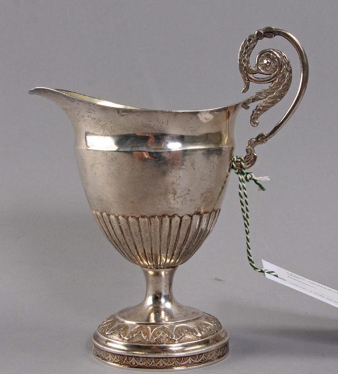 GRÄDDKANNA, silver, empire 1830.