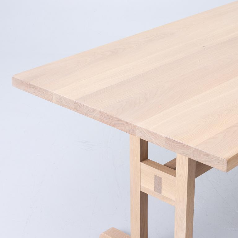 Dining table, “Gent”, Walles & Walles.