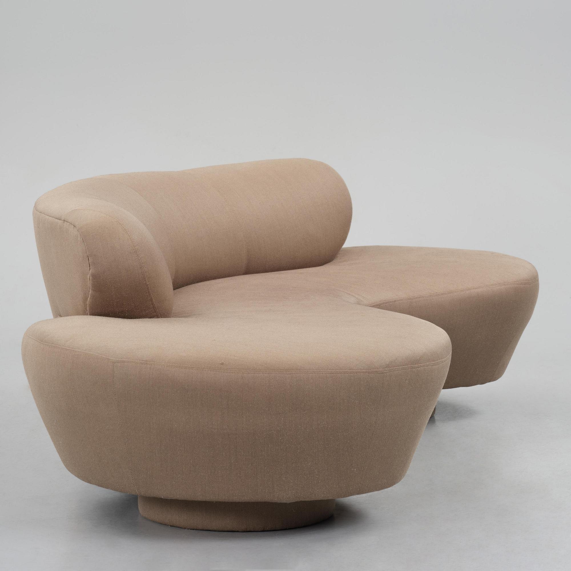 Vladimir Kagan, a "Serpentine" sofa, Directional, USA, 1970s-80s.