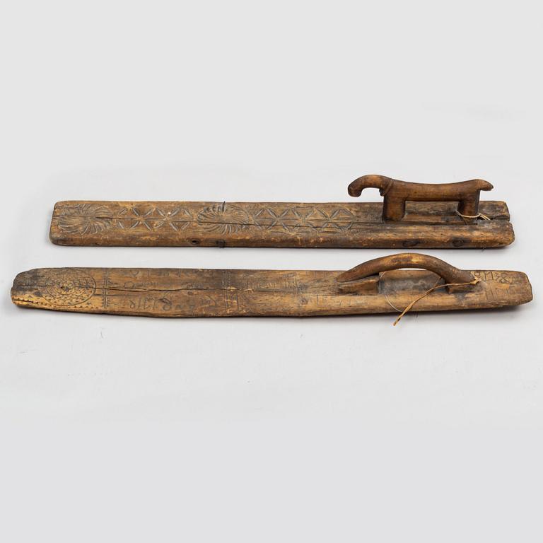 MANGELBRÄDEN, 2 stycken, 1600-tal och 1700-tal.