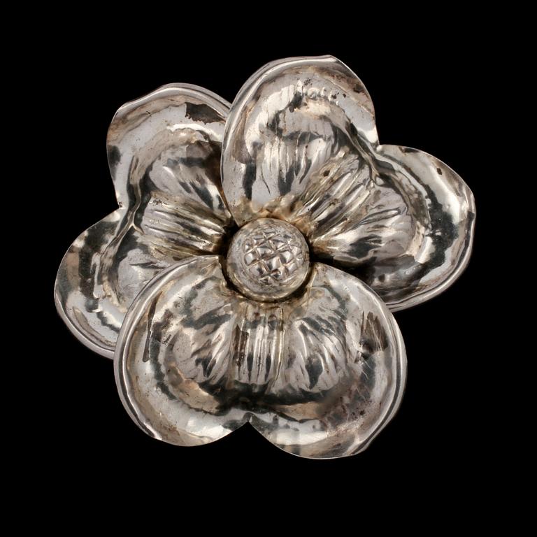 BROSCH, silver, importstämplad. Vikt 13 g.