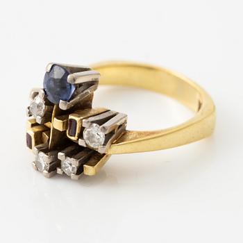Ring, 18K gold with sapphire, old-cut and brilliant-cut diamonds, and rubies.