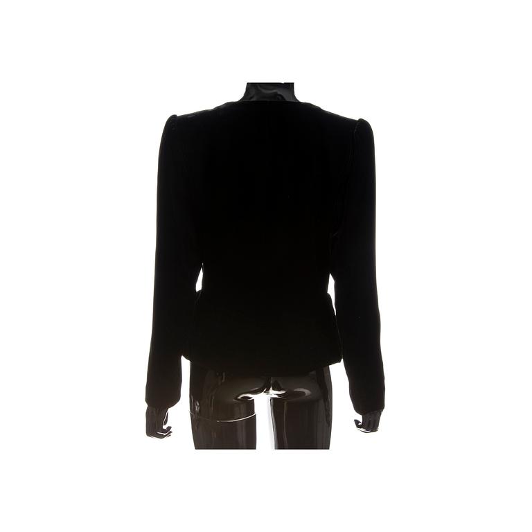 KAVAJ, Yves Saint Laurent.