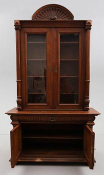 SKÅP/BOKSKÅP, omkring år 1900.