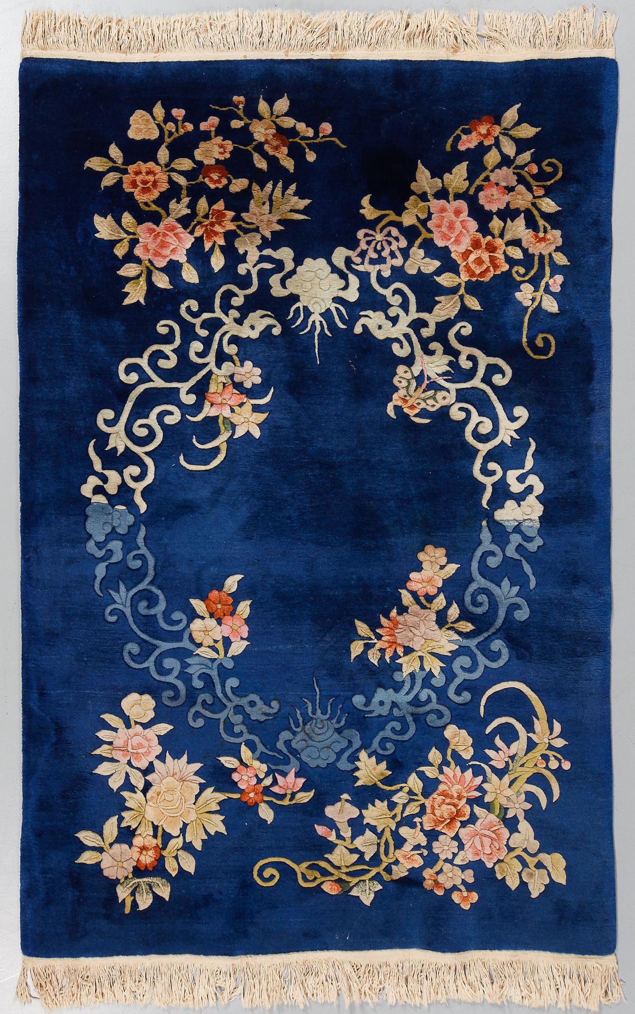 MATTA, Kina, old, 206 x 141 cm.