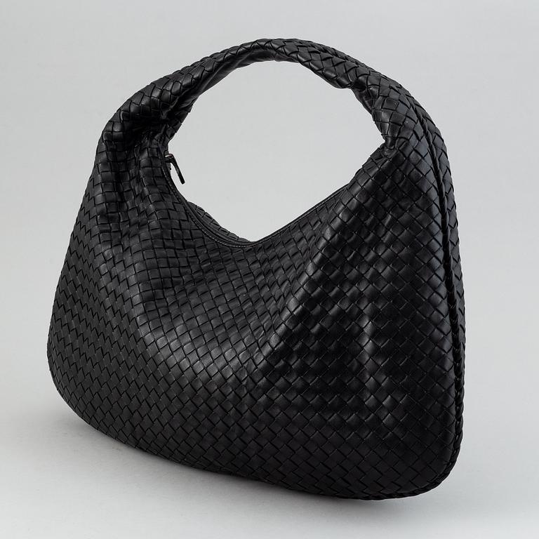 Bottega Veneta, black leather bag.