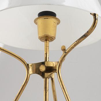 Bertil Brisborg & Torsten Claeson (1893-1978), a table lamp model Triva "532-018", Nordiska Kompaniet, 1950s.