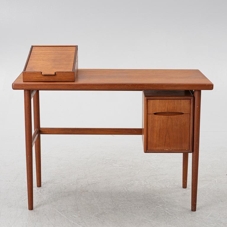 Kurt Østervig, tillskrivet, skrivbord/toilettebord, 1950/60-tal.