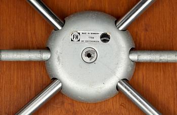 KARMSTOLAR, 6 st, "Sjuan", Arne Jacobsen, Fritz Hansen, Danmark. 1900-talets mitt.