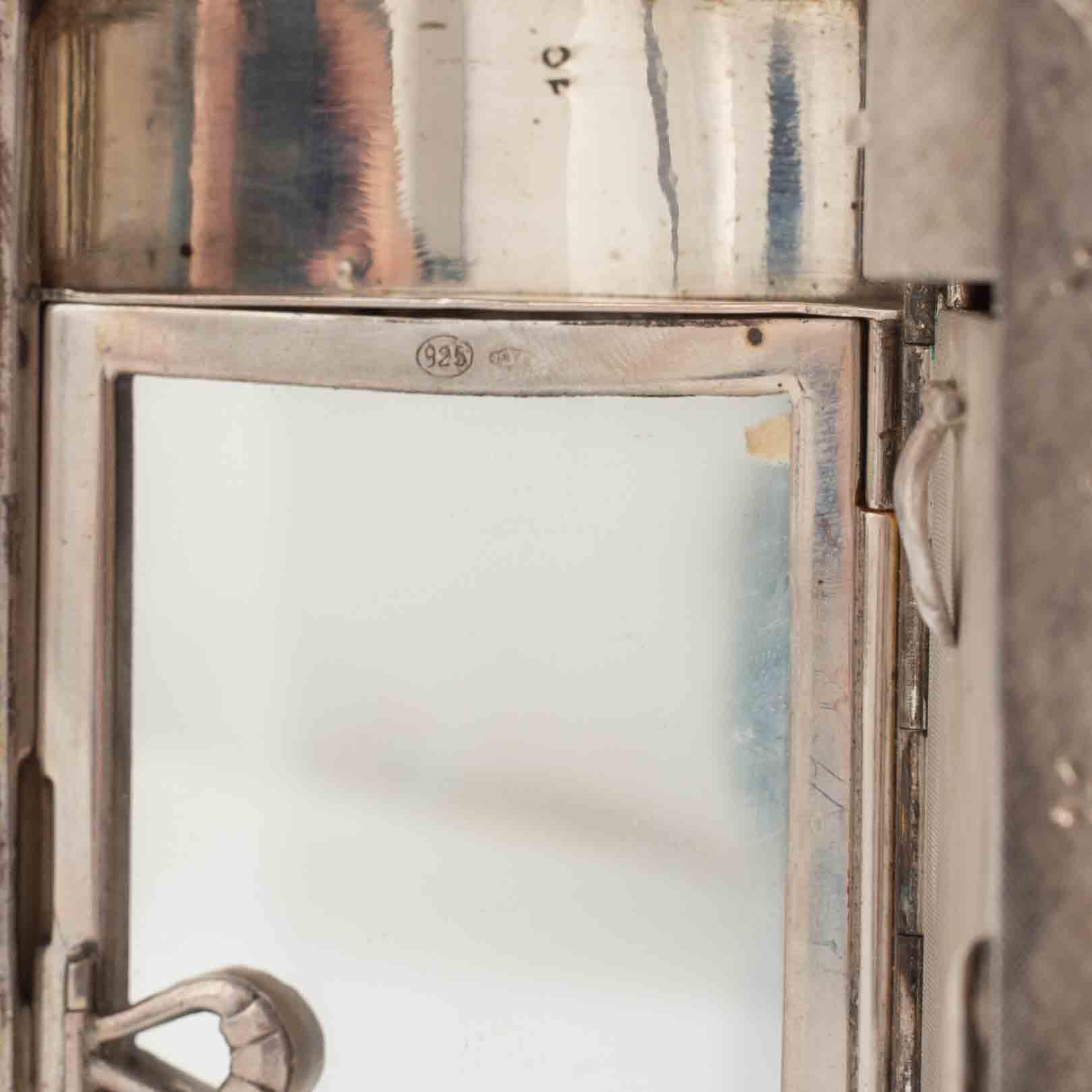 Powder box and cigarette case, silver, including Finland 1912.