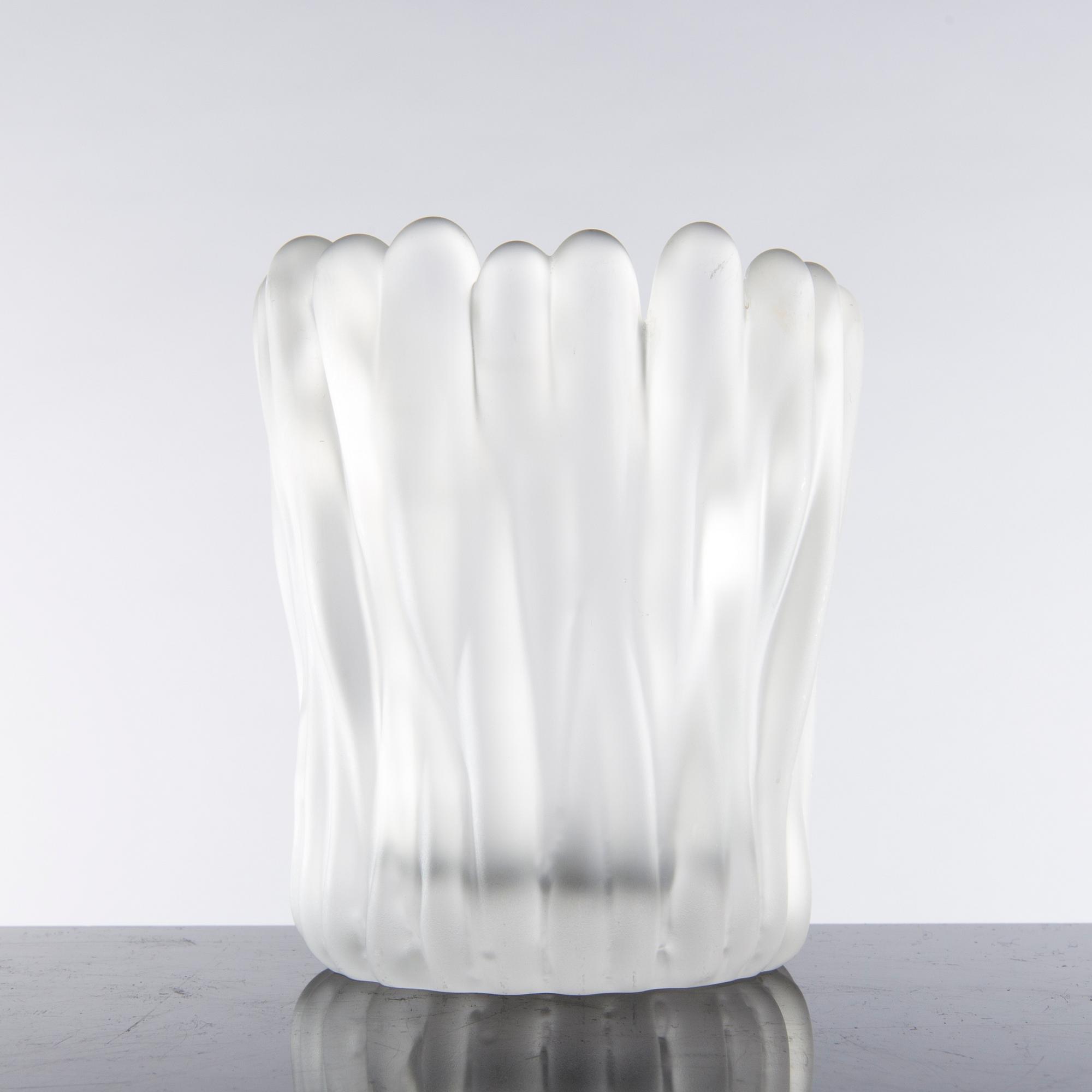 A Tapio Wirkkala glas vase, "Jäkälä/Renlav", signed and numbered 3515.