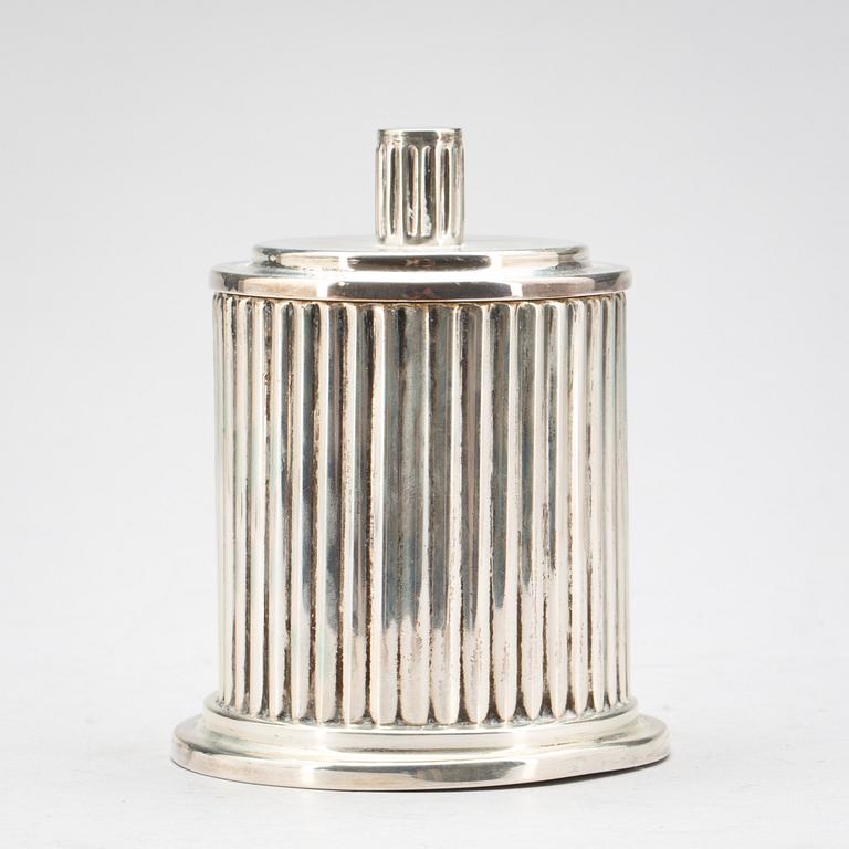 BURK MED LOCK, silver, TESI (Tenn & Silver), Göteborg 1947.