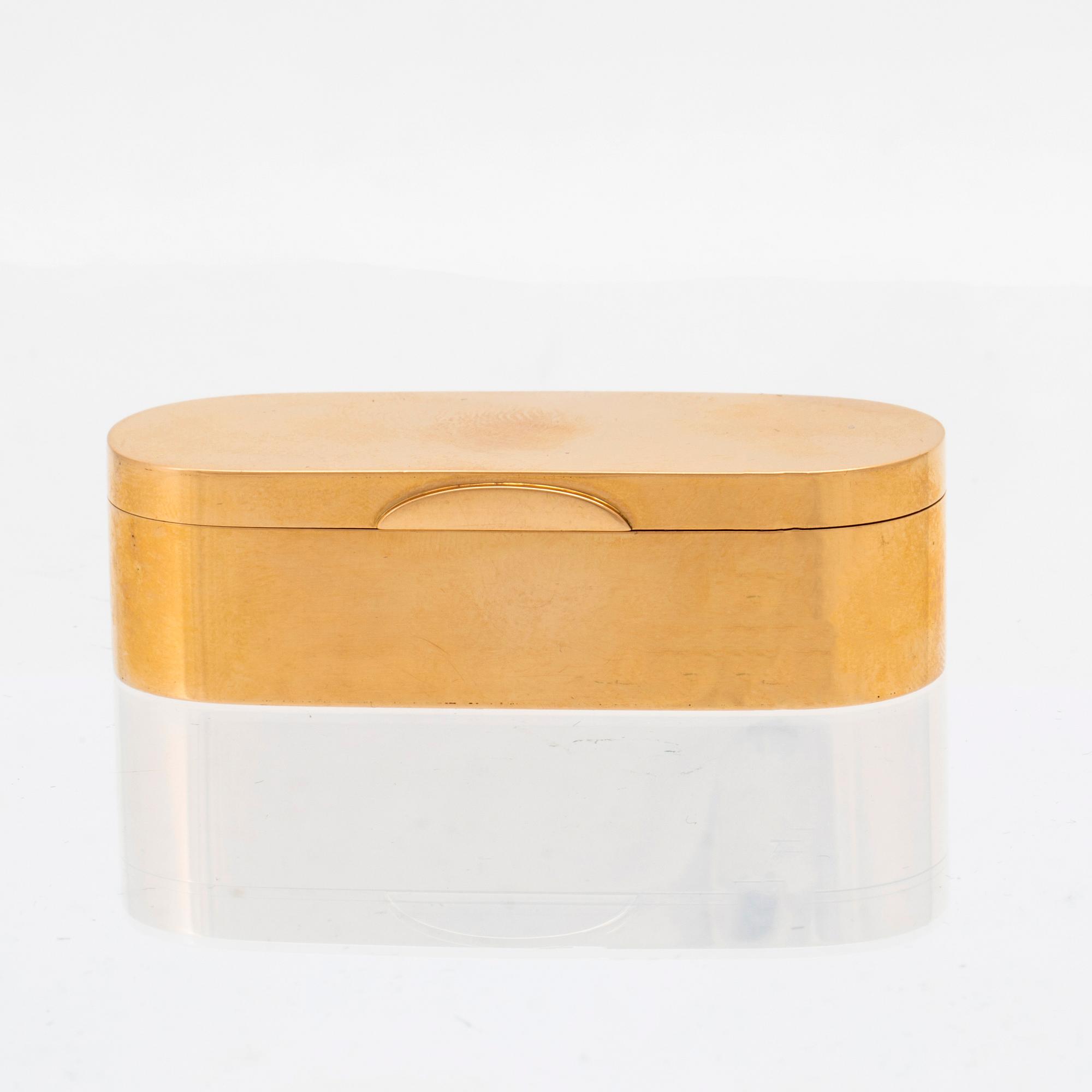 An 18K gold box by Lars Larsson & Co Gothenburg 1890.