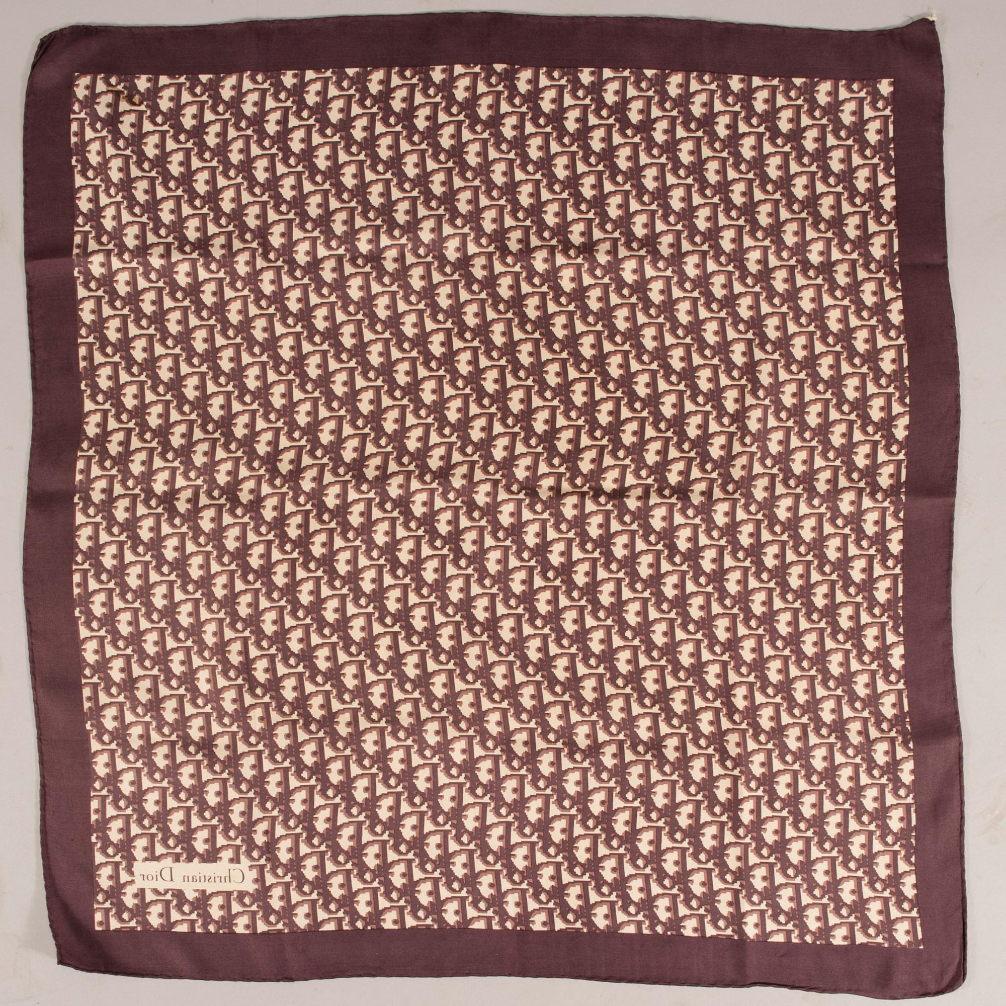 SCARF, Christian Dior.