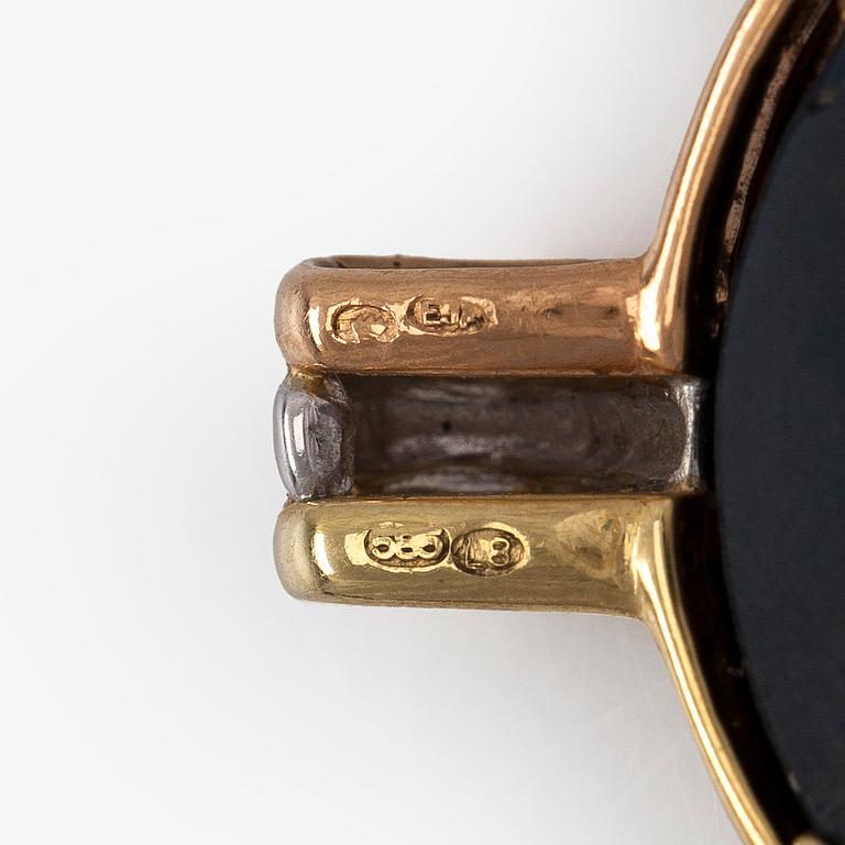 Hänge, 14K trefärgsguld och spektrolit.