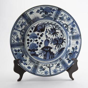 A Japanese porcelain 18th century plate.