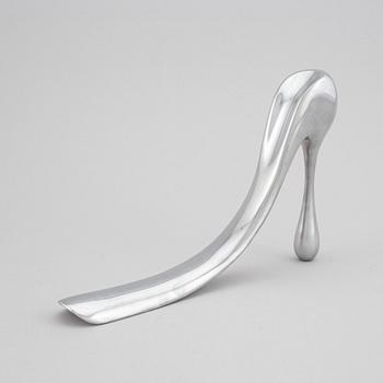 Manolo Blahnik, shoehorn.
