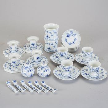 SERVIS, 129 delar, porslin, Musselmalet, Royal Copenhagen.
