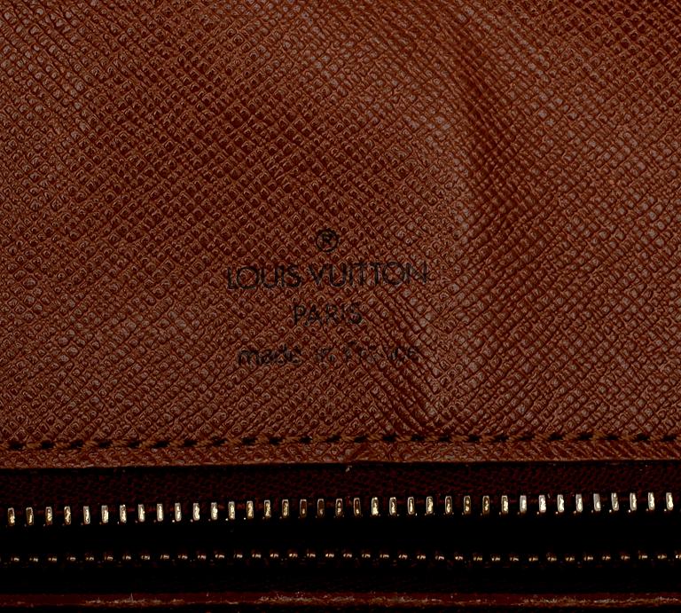 VÄSKA, Louis Vuitton, "Saint cloud".