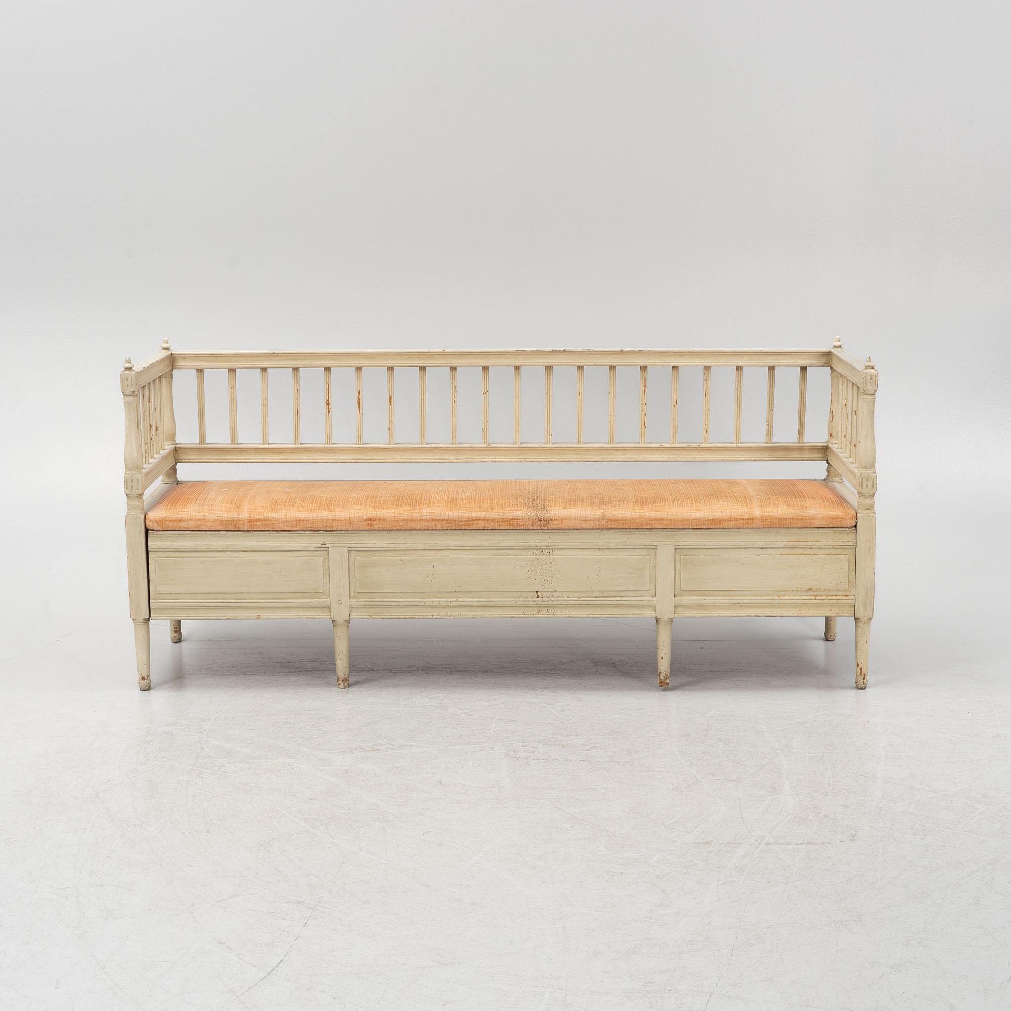 Utdragssoffa, gustaviansk stil, 1800-tal.