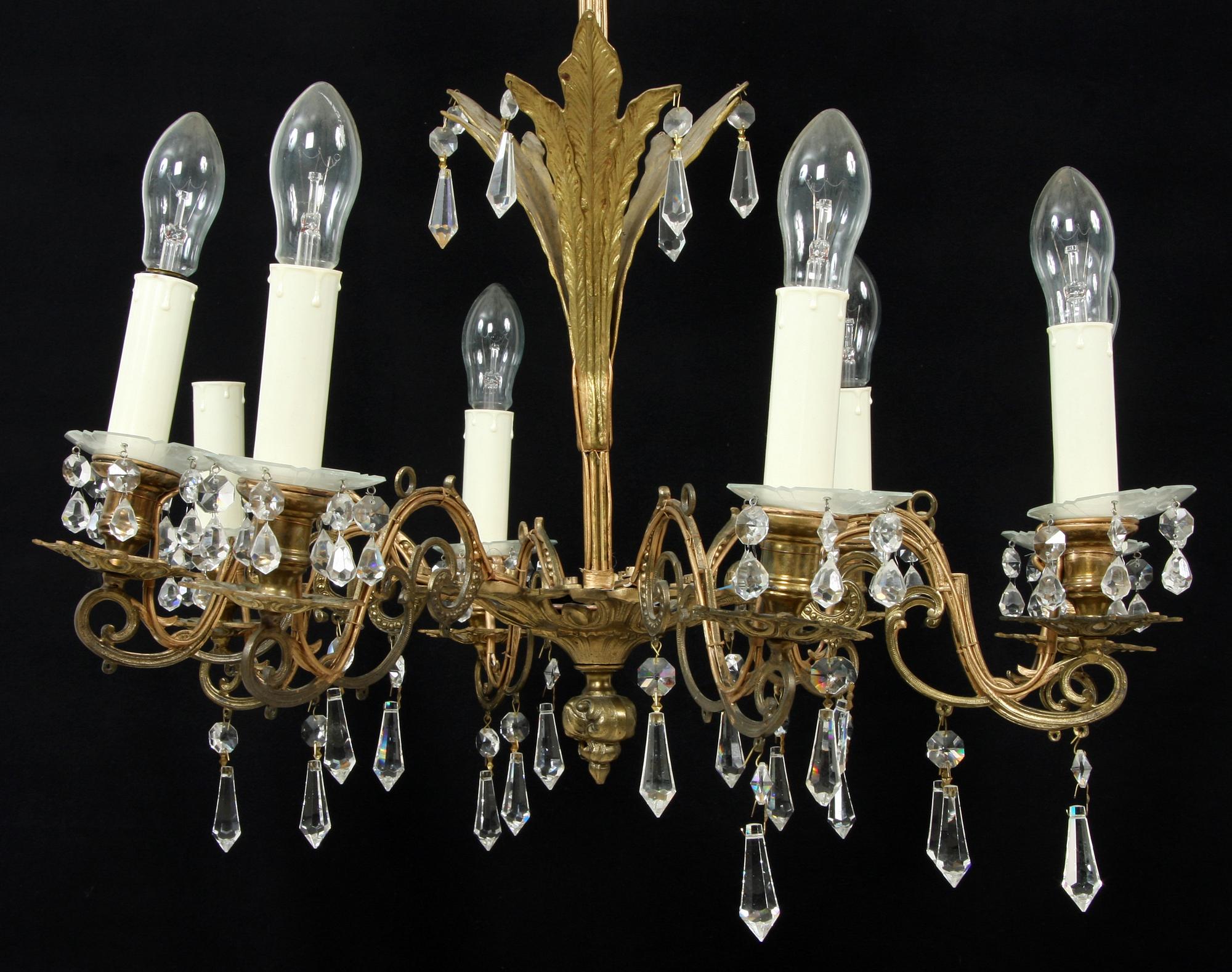 LJUSKRONA, oscarianskstil 1900-tal. H 70.