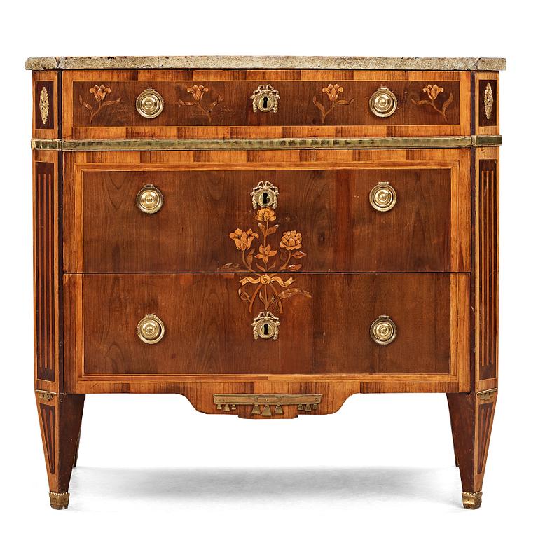 BYRÅ, tillskriven Jonas Hultsten (mästare i Stockholm 1773-1794), gustaviansk.