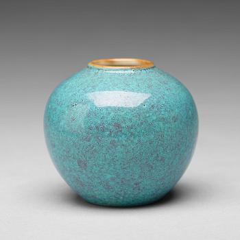 A 'Robins Egg' glazed brush washer, Qing dynasty (1644-1912).