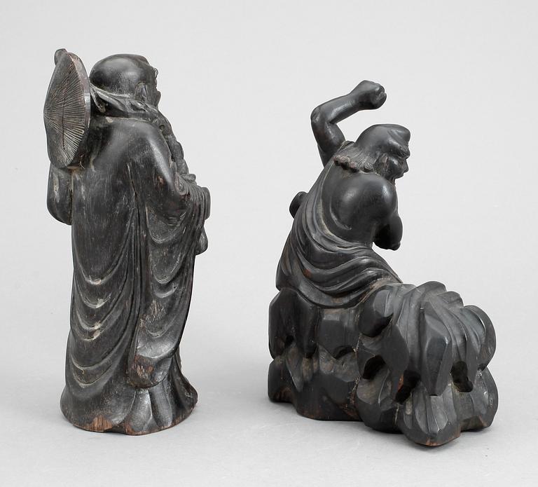 FIGURER, 2 st, trä, Kina, modern tillverkning.