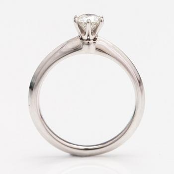 Tiffany & Co, Ring, platina, diamant ca 0.38 ct. Numrerad 66830322.