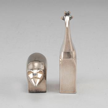 GUNNAR CYRÉN, 
 two silverplated figurines Dansk Design later part of the 20th century.