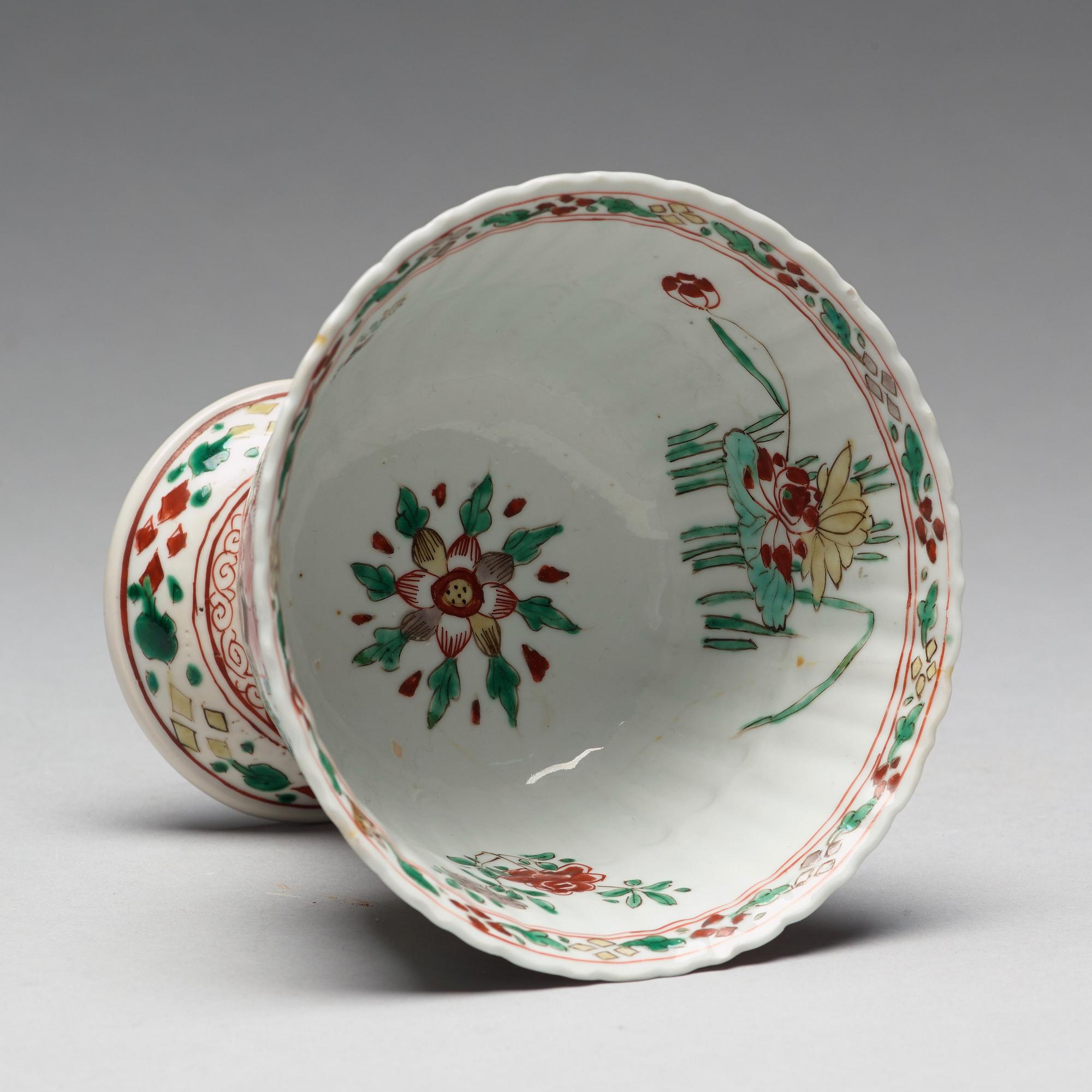 A famille verte stemcup, Qing dynasty, Kangxi (1662-1722).