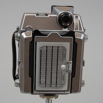 A Linhof Technika camera no 90417 with four lenses and one camera stand from Werst Germany, 1960s.