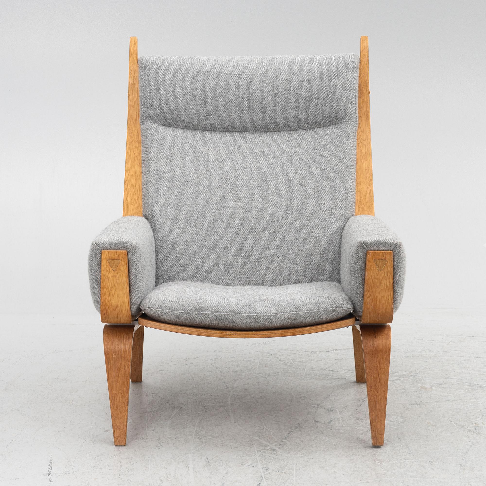 Hans J. Wegner, a model "GE 501-A" armchair, Getama, Denmark, 21st century.