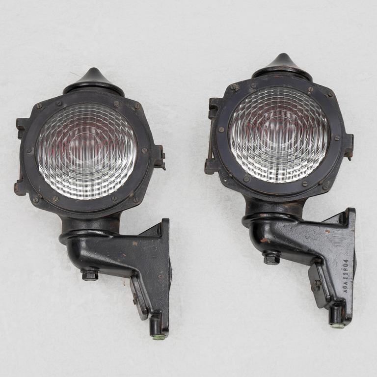 A pair of signal lamps, AGA, first half of the 20th century.