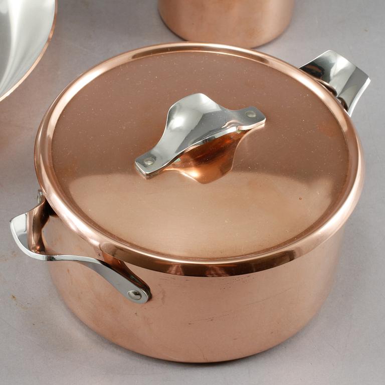 STEKPANNA, GRYTA MED LOCK och SMÖRKASTRULL, Henning Koppel för Georg Jensen, 1900-talets senare hälft, Danmark.