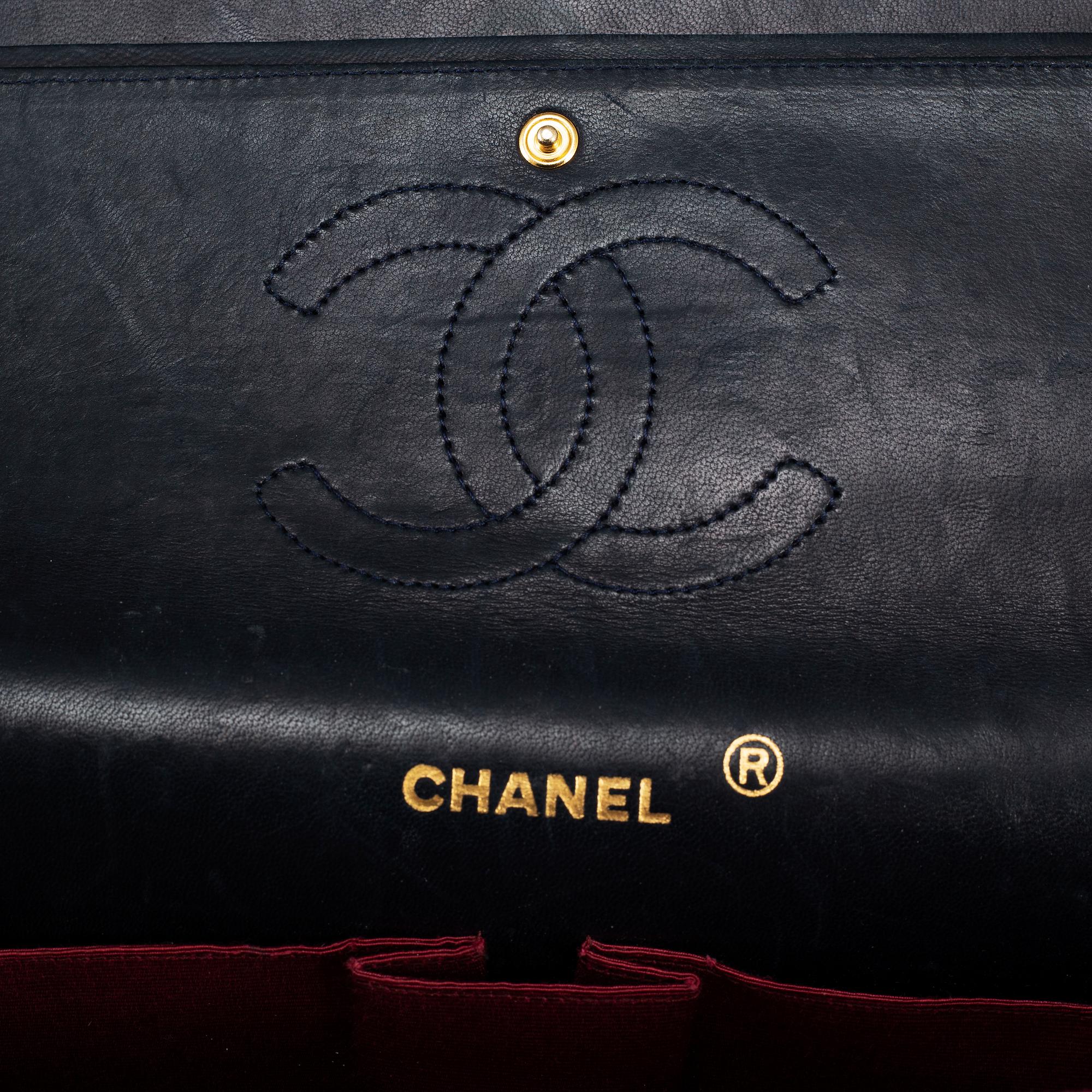 CHANEL Flap bag 1986 1988. Bukowskis